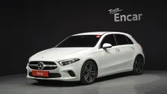 2023 Mercedes-Benz A-Class A220 Hatchback — фото 1