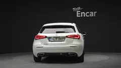 2023 Mercedes-Benz A-Class A220 Hatchback — фото 4