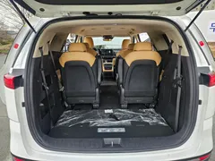 2022 Kia Carnival Diesel 9-Seater Prestige — фото 16