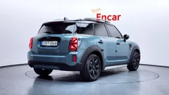 2022 Mini Countryman Classic, 은하색 — фото 2