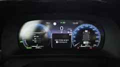 2024 Toyota Crown 2.5 4WD Hybrid, серый — фото 8