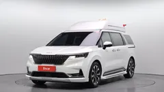 2022 Kia Carnival Gasoline 9-Seater Hi-Limousine — фото 1