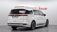 2022 Kia Carnival Gasoline 9-Seater Hi-Limousine — фото 2