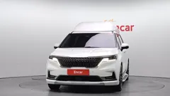 2022 Kia Carnival Gasoline 9-Seater Hi-Limousine — фото 3