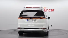 2022 Kia Carnival Gasoline 9-Seater Hi-Limousine — фото 4