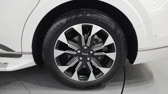 2022 Kia Carnival Gasoline 9-Seater Hi-Limousine — фото 5