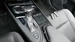 2021 Lexus UX 2.0 AWD, серо-серебристый — фото 9