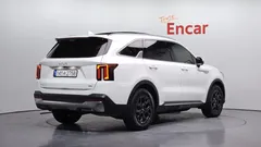 2024 Kia Sorento HEV 1.6 4WD, белый — фото 2
