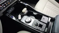 2024 Kia Sorento HEV 1.6 4WD, белый — фото 9