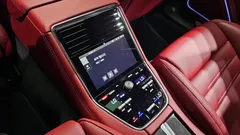 2022 Porsche Panamera 4.0 GTS, чёрный — фото 17