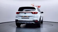 2021 Kia Sportage Diesel 2.0 2WD, белый — фото 4