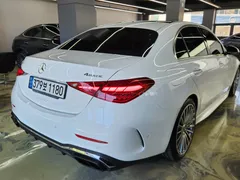 2023 Mercedes-Benz C-Class C300 4MATIC AMG Line — фото 2