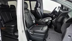 2023 Hyundai Staria 4WD Tourer 9-Seater — фото 10