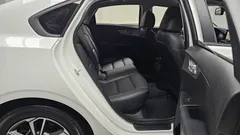 2022 Kia K3 1.6, белый — фото 12