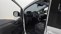 2022 Hyundai Staria disability support car — фото 10