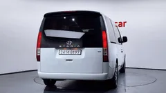 2023 Hyundai Staria 4WD Tourer 9-Seater — фото 4