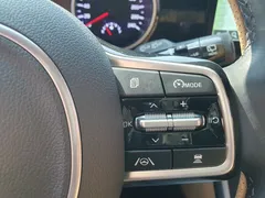2023 Kia Carnival Diesel 9-Seater Prestige — фото 18