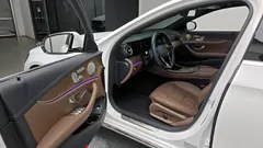2022 Mercedes-Benz E-Class E220d 4MATIC Exclusive — фото 11