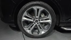 2022 Audi Q7 55 TFSI Quattro Premium — фото 5