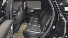 2022 Audi Q7 55 TFSI Quattro Premium — фото 12