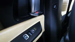 2023 Kia Carnival Diesel 9-Seater Prestige — фото 19