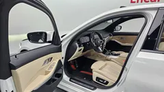 2022 BMW 3-Series 320d M Sport — фото 10