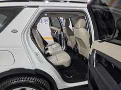 2023 Land Rover Discovery Sport P250 SE — фото 20