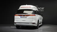 2023 Kia Carnival Diesel 9-Seater Hi-Limousine — фото 4