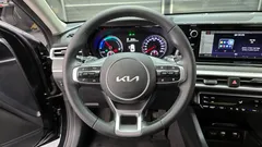 2022 Kia K5 Prestige, чёрный — фото 13