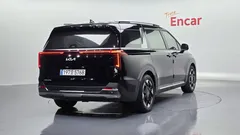 2024 Kia Canival Diesel 9-Seater Signature — фото 2
