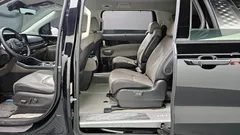 2024 Kia Canival Diesel 9-Seater Signature — фото 12
