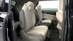 2022 Kia Canival 9-Seater Signature, чёрный — фото 12