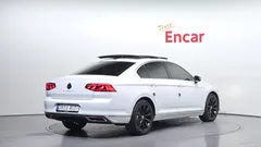 2021 Volkswagen Passat 2.0 TDI Prestige, белый — фото 2