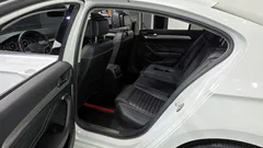 2021 Volkswagen Passat 2.0 TDI Prestige, белый — фото 11