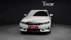 2022 BMW 3-Series 320d Luxury — фото 3