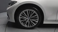 2022 BMW 3-Series 320d Luxury — фото 5