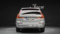 2022 Volvo XC60 B5 Inscription — фото 4