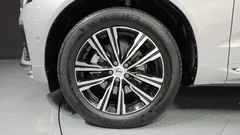2022 Volvo XC60 B5 Inscription — фото 5