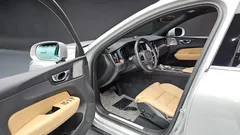 2022 Volvo XC60 B5 Inscription — фото 15