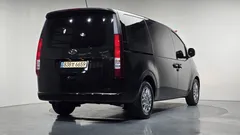 2023 Hyundai Staria Cargo 5-Seater — фото 2