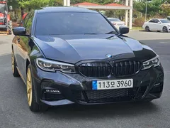 2022 BMW 3-Series 330e M Sport — фото 2