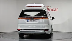 2022 Kia Carnival Diesel 9-Seater Hi-Limousine, белый — фото 4