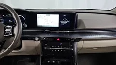 2022 Kia Carnival Diesel 9-Seater Hi-Limousine, белый — фото 14