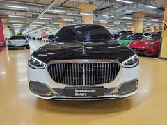 2023 Mercedes-Benz S-Class Maybach S680 4MATIC, 흰색투톤 — фото 3