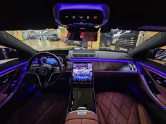 2023 Mercedes-Benz S-Class Maybach S680 4MATIC, 흰색투톤 — фото 7