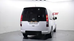 2022 Hyundai Staria disability support car — фото 4
