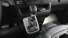 2022 Hyundai Staria disability support car — фото 9