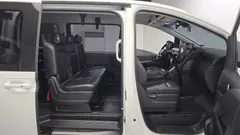 2022 Hyundai Staria disability support car — фото 11