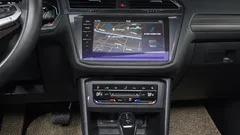 2023 Volkswagen Tiguan 2.0 TSI Prestige, белый — фото 13
