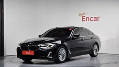 2022 BMW 5-Series 520i Luxury — фото 1